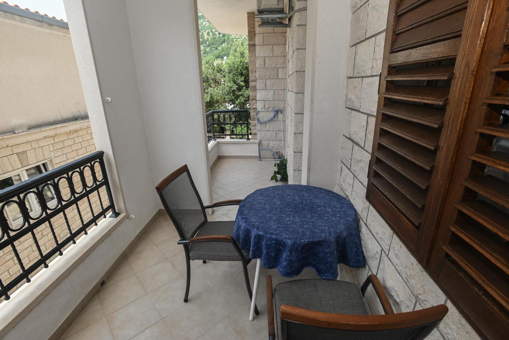 Apartments Carevic Ante Baska Voda Luaran gambar